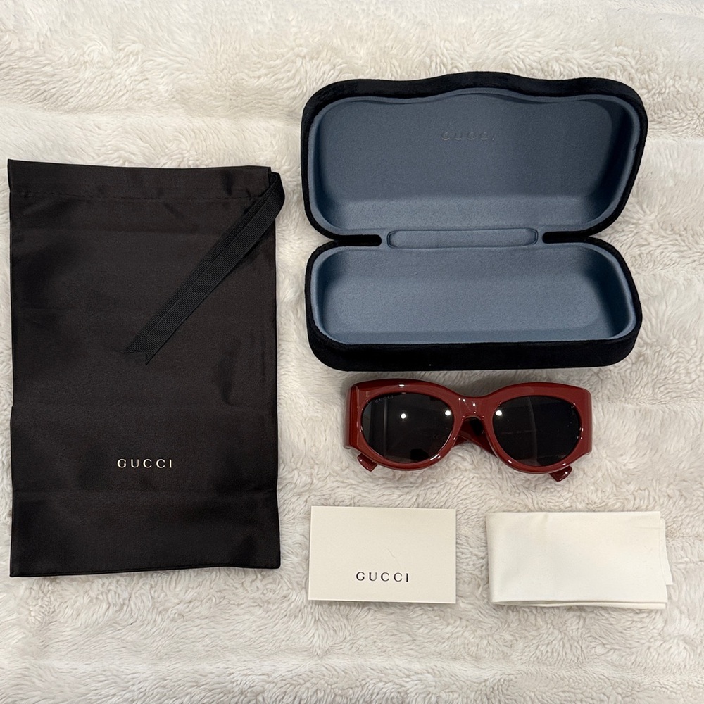 NEW Gucci Cat Eye Sunglasses